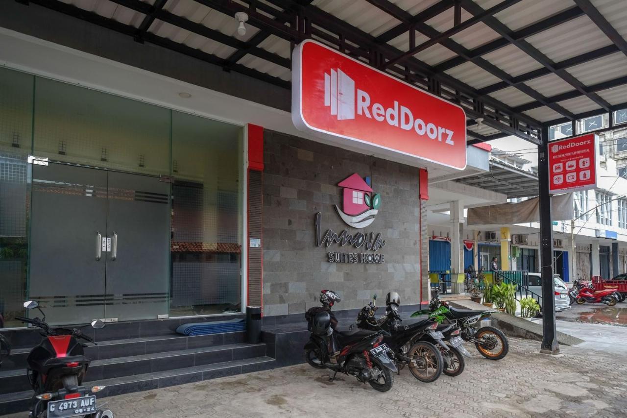Hotel Reddoorz Near Taman Pantai Alam Indah Tegal Tegal  Zewnętrze zdjęcie