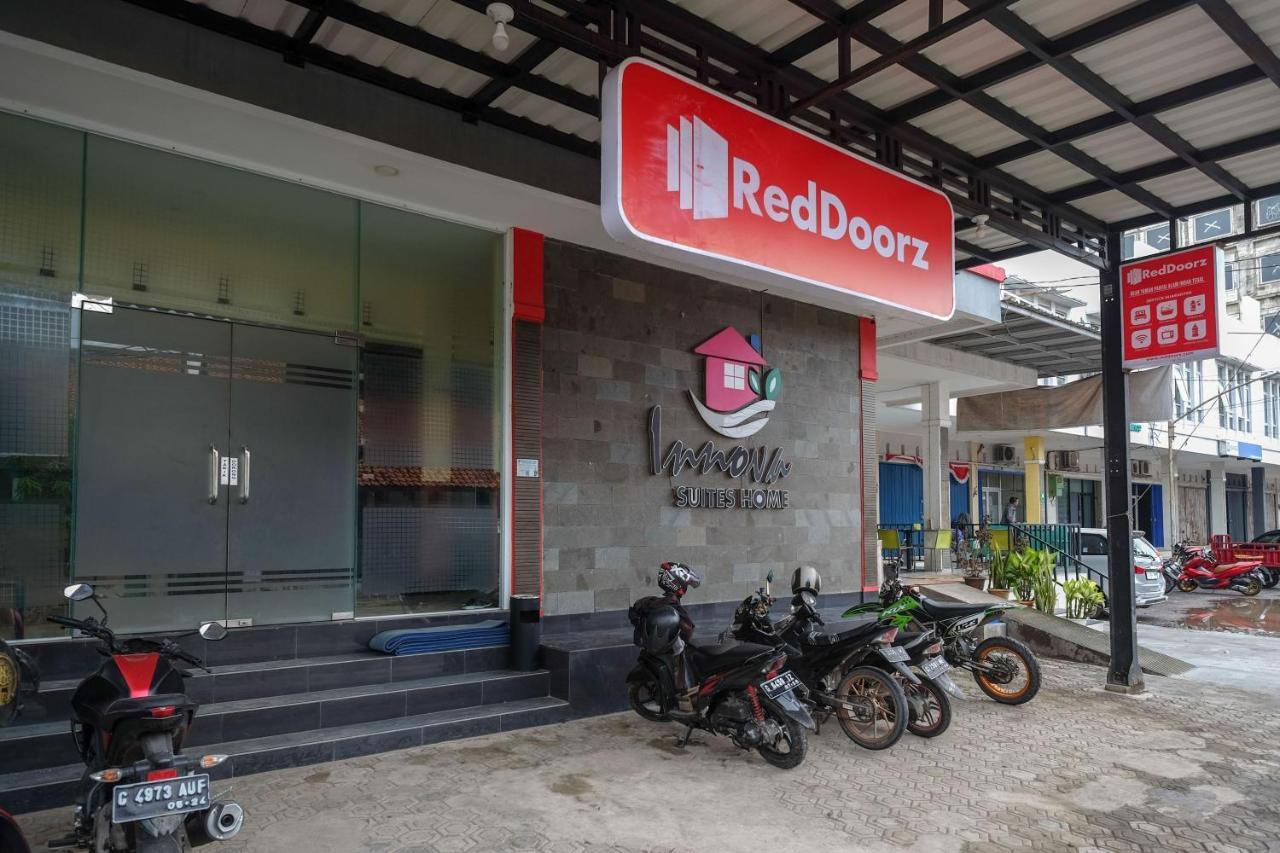 Hotel Reddoorz Near Taman Pantai Alam Indah Tegal Tegal  Zewnętrze zdjęcie